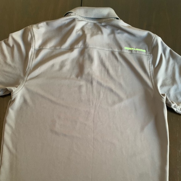 Men’s Under Armour Polo (M) - Picture 2 of 2